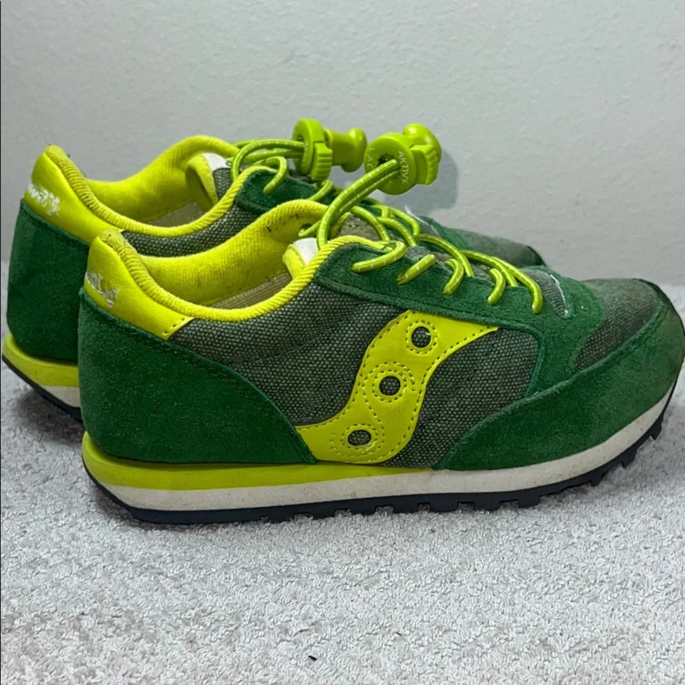 Saucony jazz Kids Lime and Forest Green Sneakers size11.5boys            ordr205